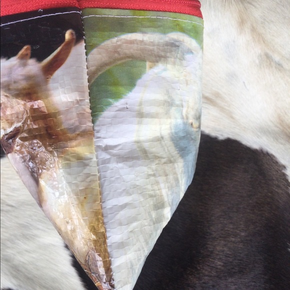 🎯SOLD🎯Upcycled feed sack zipper coin purse/pouch - Picture 3 of 4